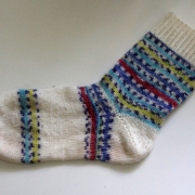 Weiß-bunte Socken